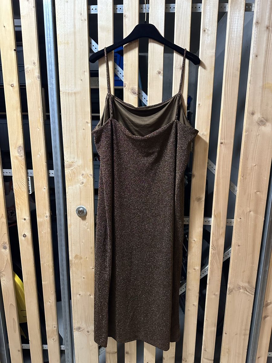 H&M Vestiti: Trägerkleid aus Glitzerstoff Gr.L – Usato da Uster venduto da staernli4 1