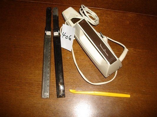 Coltelli da cucina: Trangiermesser  Elektrisch mit 4 Klingen – Usato da Pfäffikon SZ venduto da Einstweilige