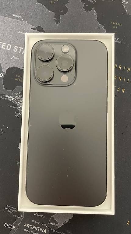 Telefoni cellulari / Smartphones: Apple iPhone 16 Pro 256 GB Black Titanium  Display defekt – Usato da Winterthur venduto da Omar_61 1