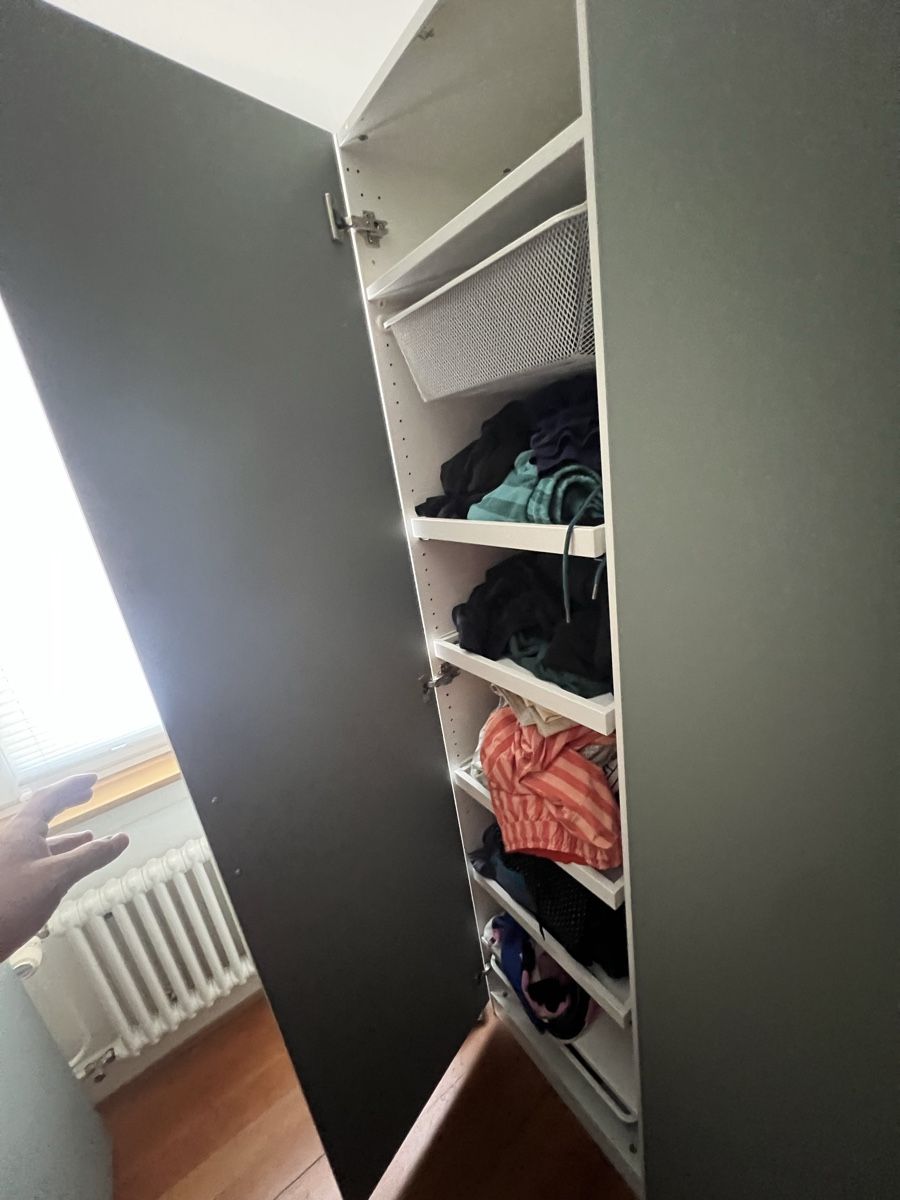 Ikea Armadi: IKEA PAX Kleiderschranksystem mit Eckelement – Usato da Schaffhausen venduto da scmax 2