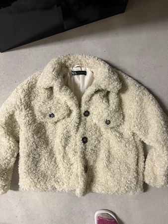 Warme Winterjacke von Zara, XS, Teddyfell Jacke, Top!