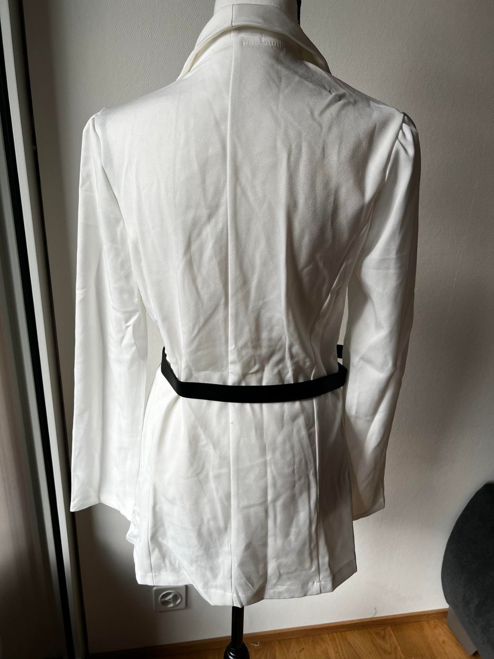 Shein Giacche: Neuer Blazer S – Nuovo e nell'imballaggio originale da Riehen venduto da edu_92w7 4