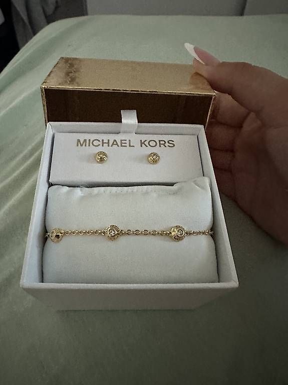 Altri gioielli: Michael Kors Schmuckset  Gold (NEU – Nuovo e nell'imballaggio originale da Reinach AG venduto da lunaakira