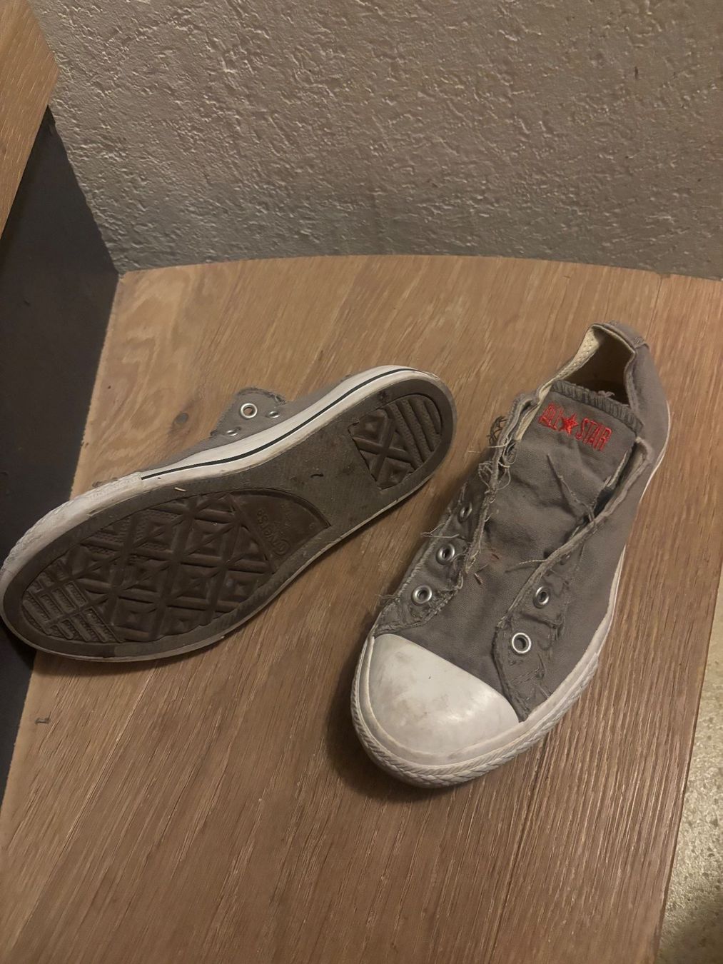 Converse Scarpe da uomo: Converse All Star Sneakers, Grösse 35 – Usato da Ebmatingen venduto da Krouzel0 1