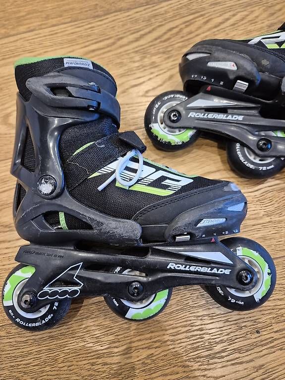 Pattini in linea & Pattini a rotelle: Pattini a rotelle rollerblade tg. 29-34 – Usato da Taverne venduto da jaeggiar 4