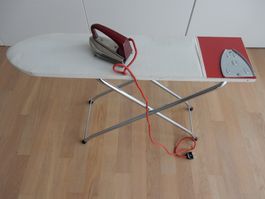 antik: Kinder Bügelbrett und Bügeleisen VOLTA Vintage
