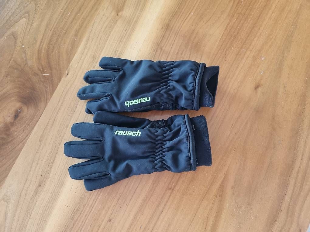Gants: Reusch Softshellhandschuhe Stormbloxx – D'occasion à jona par nixli123