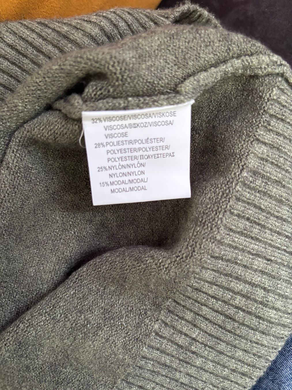 Maglioni & Felpe: DA BUTONG Rollkragen Pullover neu – Nuovo (secondo la descrizione) da Merishausen venduto da yourdream 4