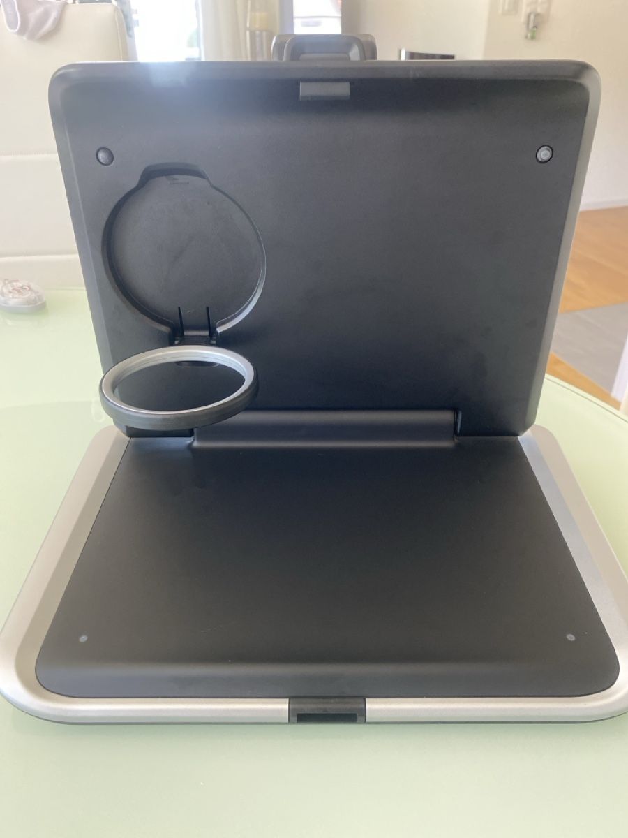 Mercedes-Benz Tutti pezzi di ricambio auto: Original Mercedes Klapptsch & iPhone/iPat Halter  – Nuovo (secondo la descrizione) da Schmerikon venduto da SwissKFO 2