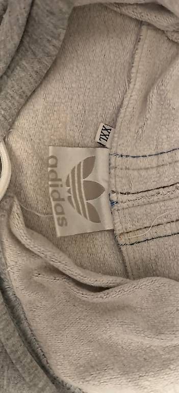 Maglioni & Felpe: Vintage Hoodie – Usato da Rapperswil BE venduto da yar_l85r 2