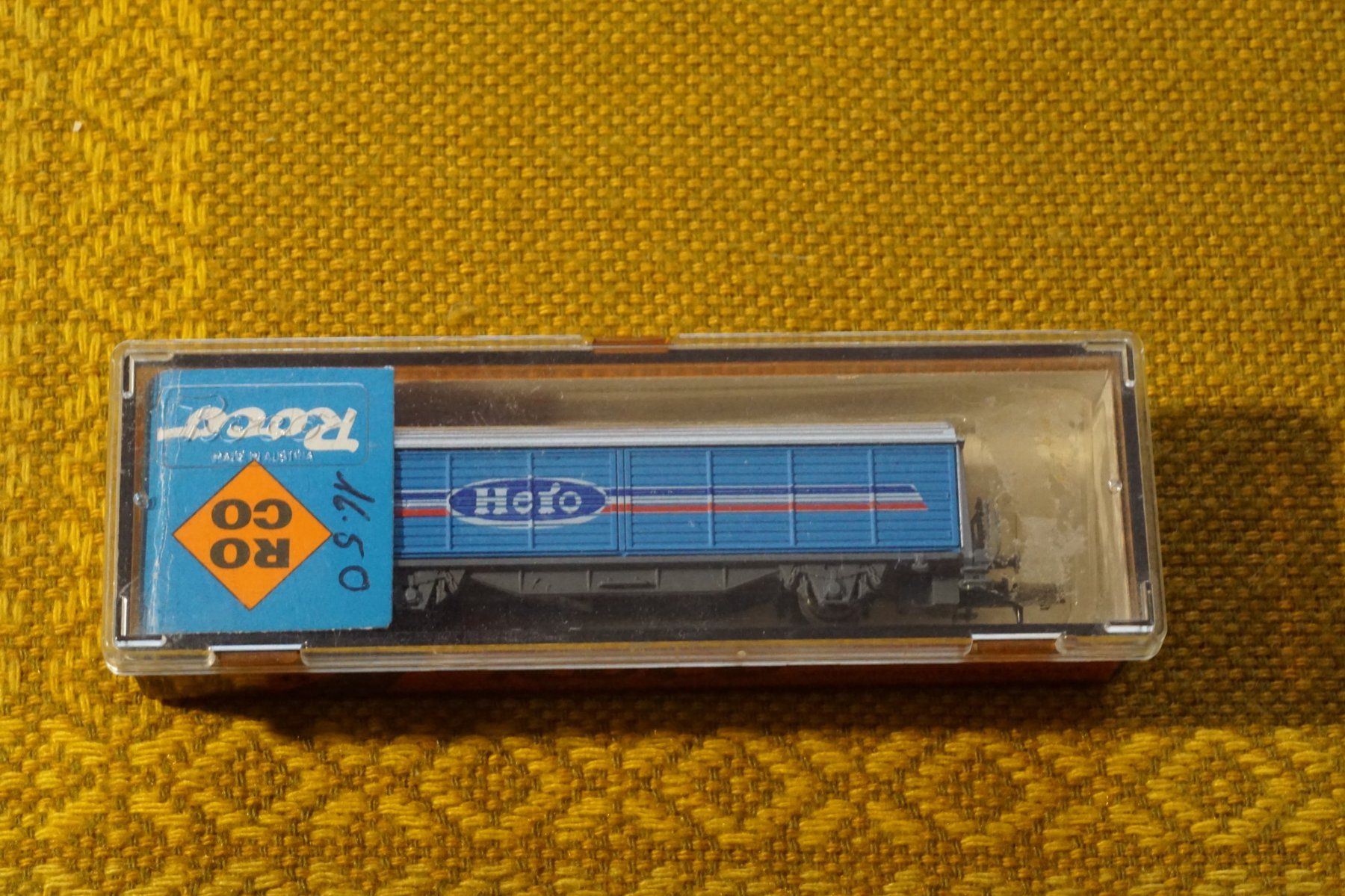 Roco Modelleisenbahnen: Güterwagen Hero Spur N – Gebraucht aus Gränichen von iknow