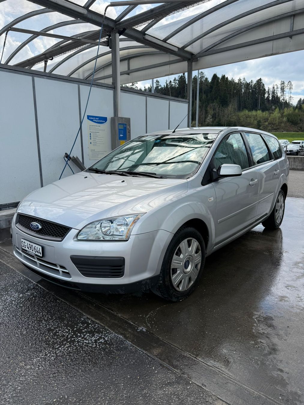 Ford Autos: Ford Focus 1.8i – Gebraucht aus Flawil von PinkUnicorn