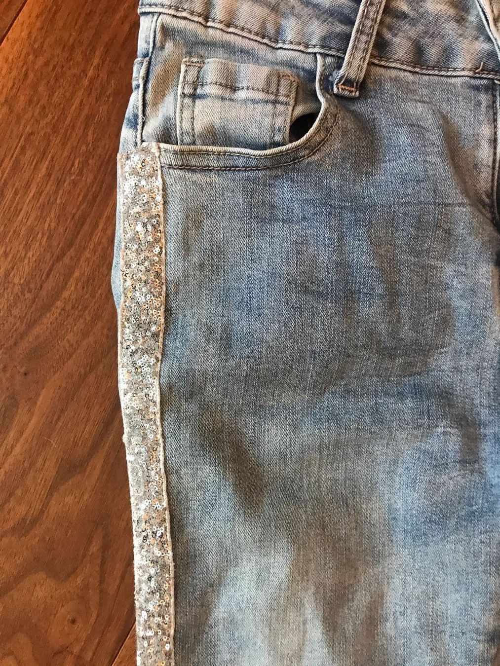 Jeans: Jeans Capri Glitzer S 34 – Usato da Eschikofen venduto da sra_6qbm 2