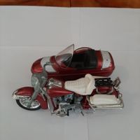 A 14 ... Harley-Davidson Electra Glide mit Beiwagen . 1:15