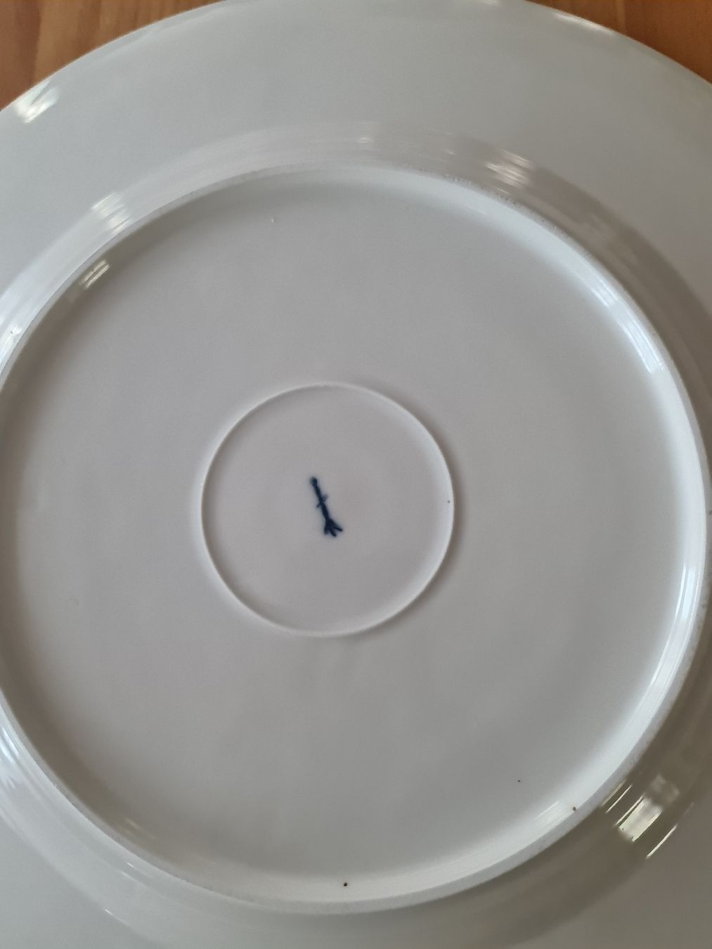KPM Servierplatten: KPM Berlin große Runde Platte 32 cm – Gebraucht aus henau von Rockj 3