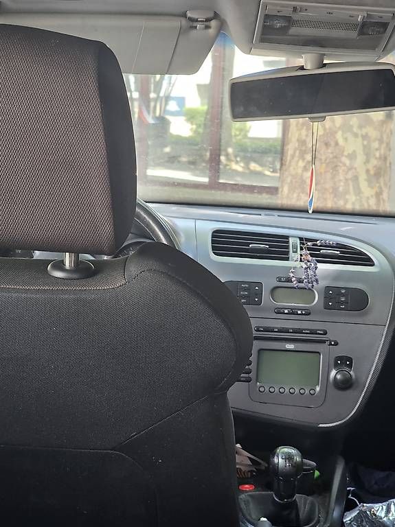 Pneus & Kompletträder: Je vend ma Seat Leon TDI  – Gebraucht aus Sion von Angi001 1