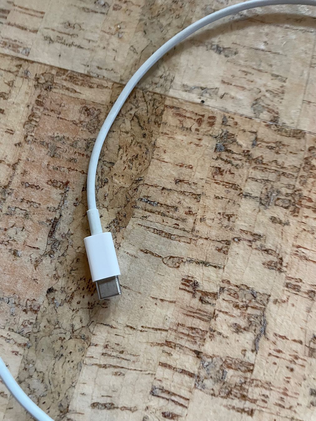 Apple Cavi: Apple - Ladekabel - Lightning Anschluss – Usato da Walenstadt venduto da ste_mp6f 1