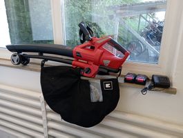 Akku Laubsauger Einhell + 2 Akku + 2 Ladegeräte. Fast neu.