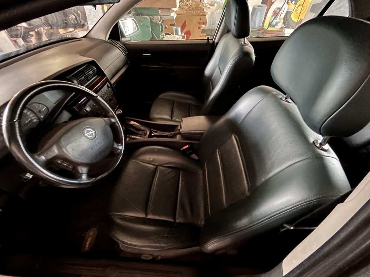 Opel Automobili: Opel Omega B 3.2 V6 – Difettoso da Hellbühl venduto da Kadettgte1979 6