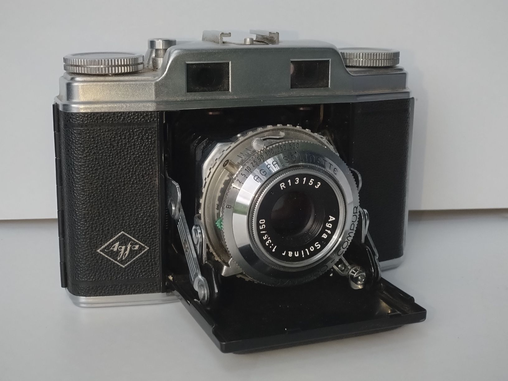 Agfa Fotocamera: Agfa Super Solinette Vintage Camera  – Usato da Farvagny-le-Grand venduto da LaCaverne