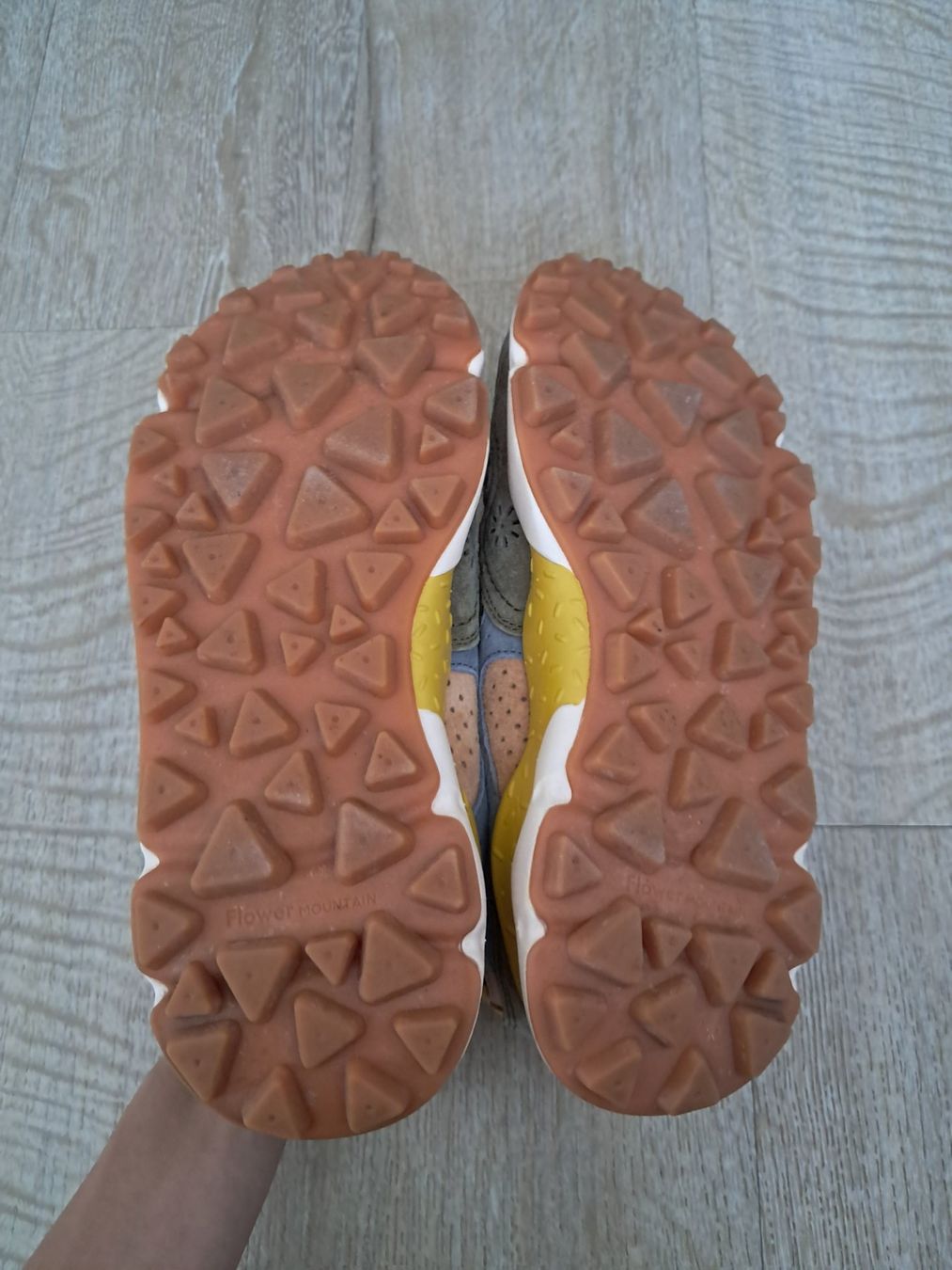 Herrenschuhe: Sneakers Flower Mountain Grösse 41 – Gebraucht aus Basel von liz_nqr9 5