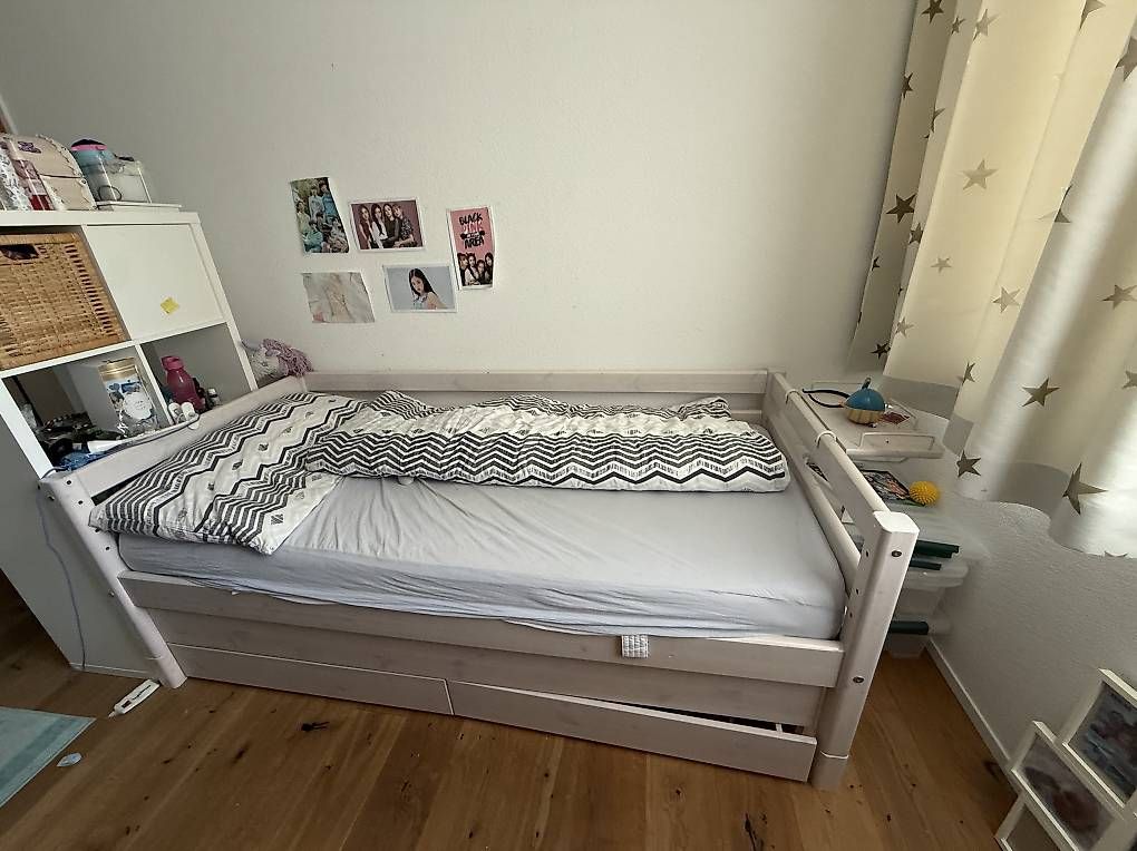 Flexa Letti: Flexabett mit Gästebett, Schubladen, Nachttisch – Usato da Hildisrieden venduto da Faye11 1