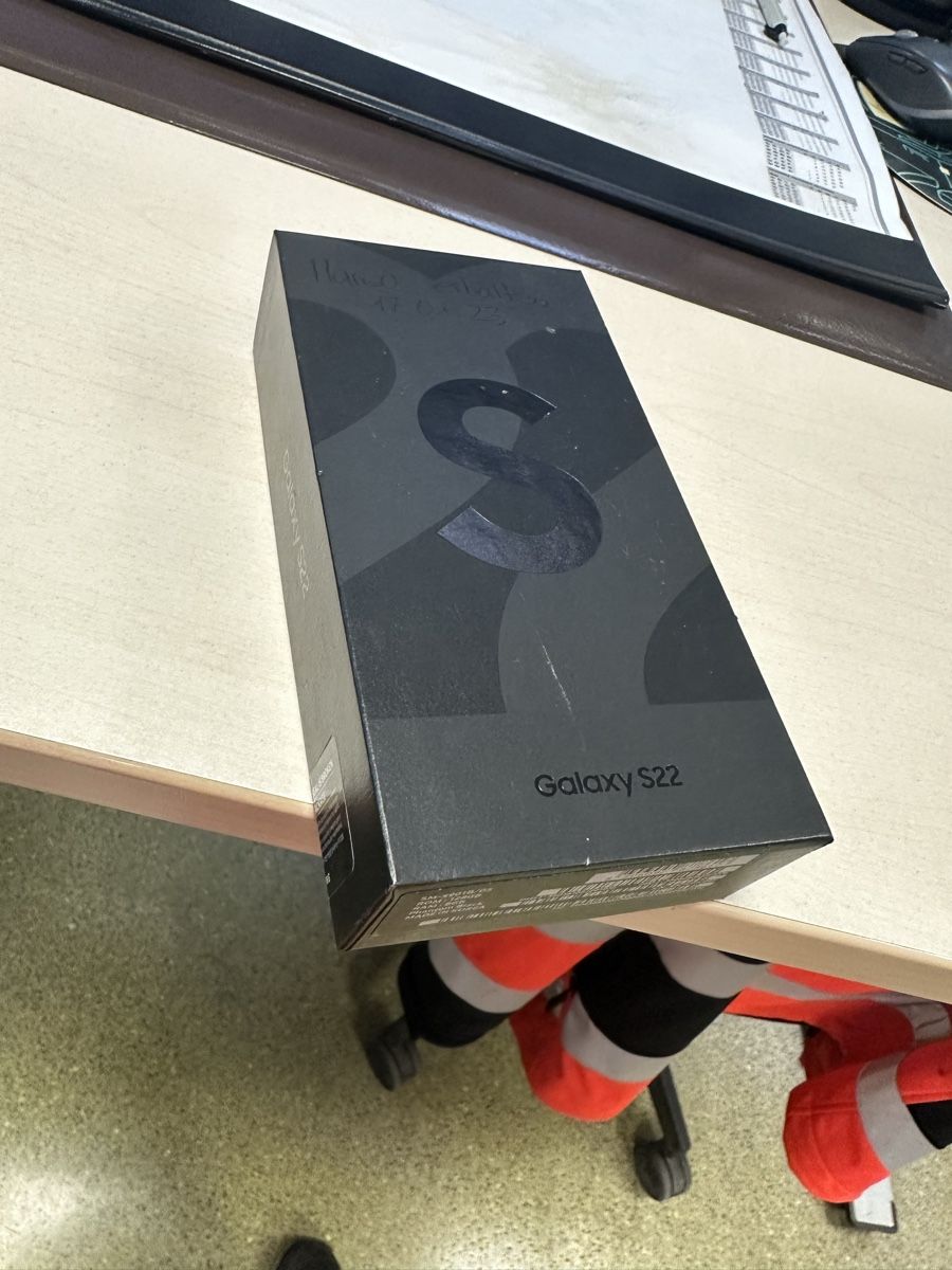 Samsung Handys / Smartphones: Samsung Glaaxy S22 128GB – Gebraucht aus Tamins von M.assaker 3