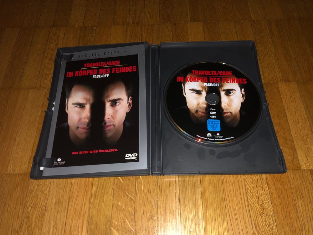 Im Körper Des Feindes - Spannender Action-Thriller Mit John Travolta [VHS]