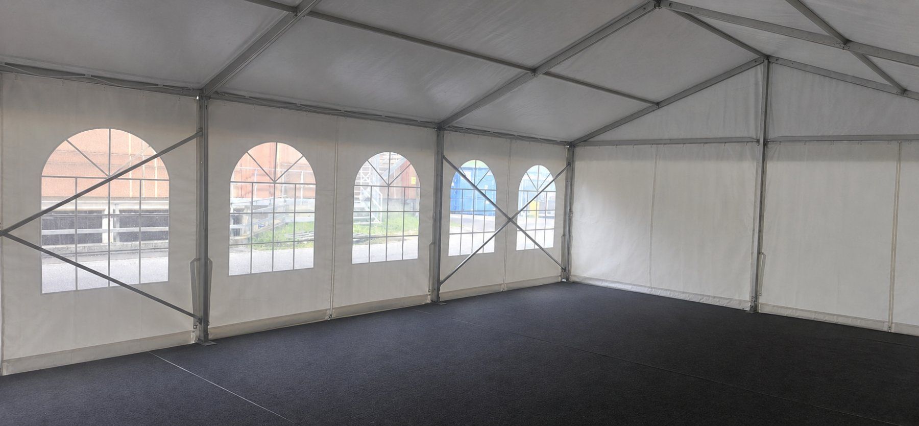 Tende & Padiglioni: Profizelt 6 x 9 m mit Türe – Usato da grosswangen venduto da Poliniman0 2