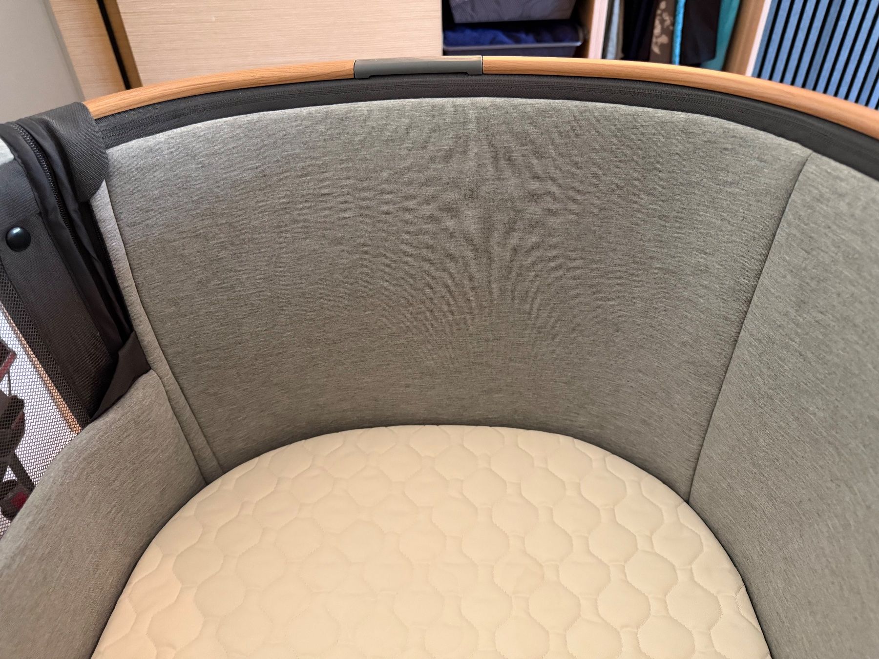 Maxi-Cosi Betten: Beistellbett Iora MAXI COSI – Gebraucht aus Birmenstorf AG von Beni123456789 4