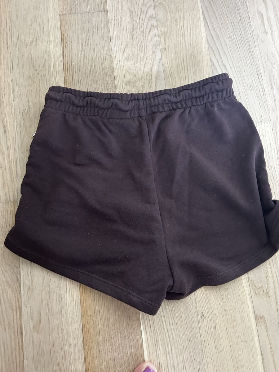 H&M Pantaloni: Shorts hm XS – Usato da Zürich venduto da cos_b629