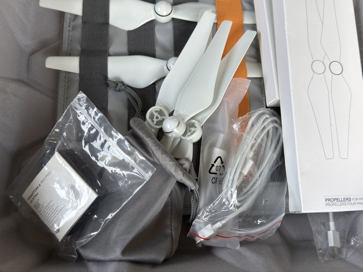 DJI Modellismo RC: Drohne DJI Phantom 4 Pro Komplett-Set – Usato da Brugg AG venduto da riachuelo 4