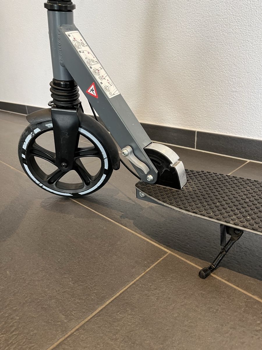 Kickboard: Scooter – Usato da Rottenschwil venduto da gle81 3
