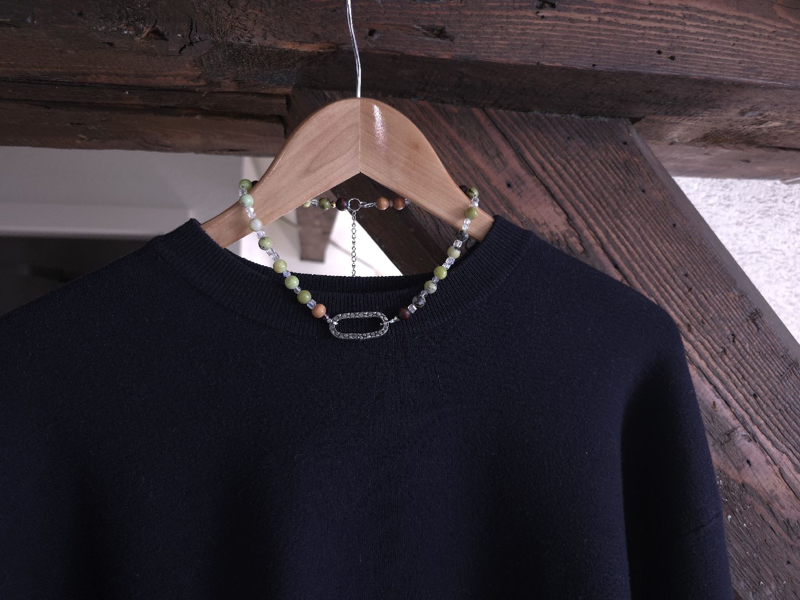 Colliers: Handcrafted necklace – Neuf avec emballage d'origine à Interlaken par NataliiaS 1