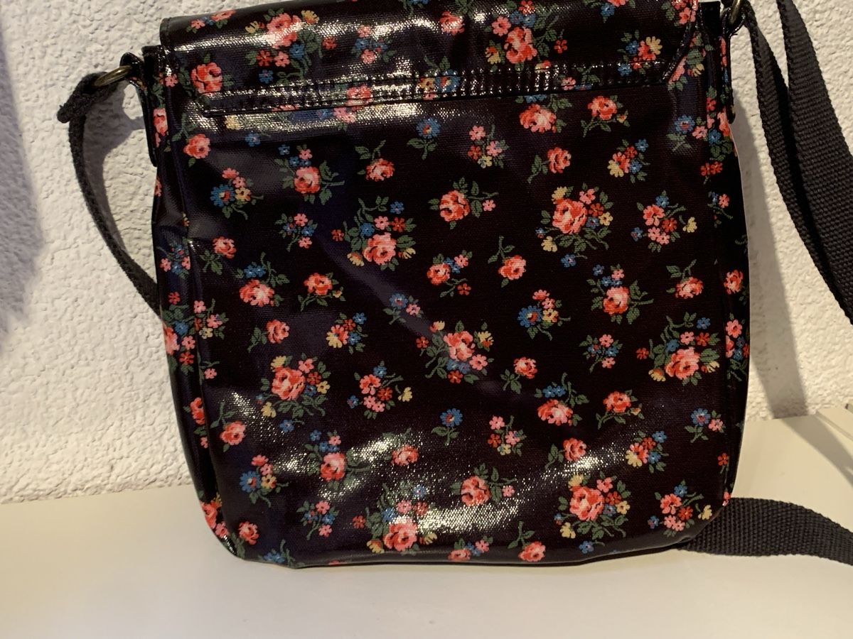 Tulip Borse da donna: Cath Kidston Umhängetasche schwarz mit Blumen – Usato da Nunningen venduto da silvermoon68 1