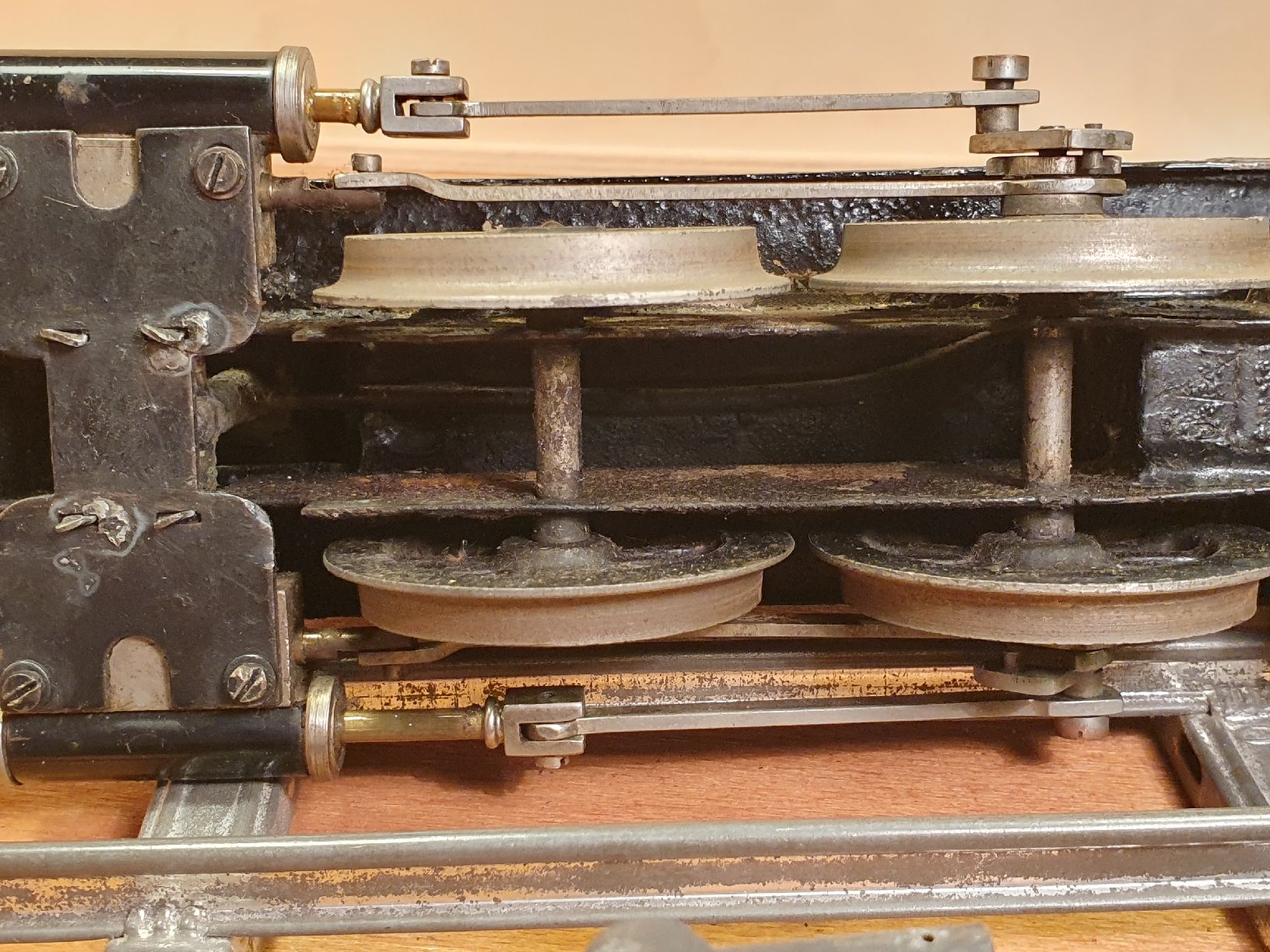 Bing Modellini di ferrovie: Antike Bing Echt-Dampflok in Spur 0 – Usato da Riehen venduto da Sandra184 7