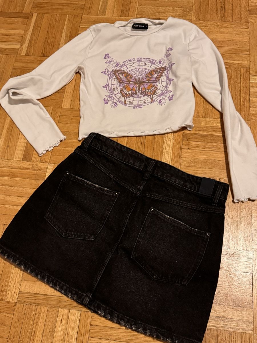 Lotti di vestiti: Ensemble tendance: Haut papillon + jupe noire taille S – Usato da La Chaux-de-Fonds venduto da Sabinchenn 1