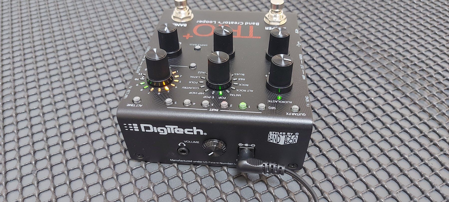 Strumenti musicali: DigiTech TRIO + Band Creator Pedal, neuwertig – Nuovo (secondo la descrizione) da Glattbrugg venduto da Swissmusik 2
