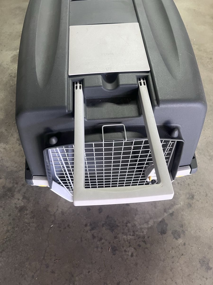 Gabbie, trasporto & Sicurezza: Hundebox (Grösse 6) – Usato da Krauchthal venduto da Dmk3 3