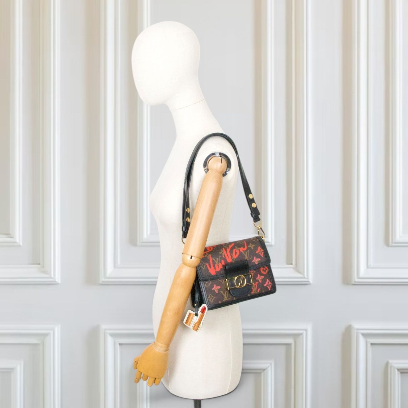 Louis Vuitton Borse da donna: Louis Vuitton Mini Dauphine Fall in Love – Usato da Binningen venduto da Designerlabels 1