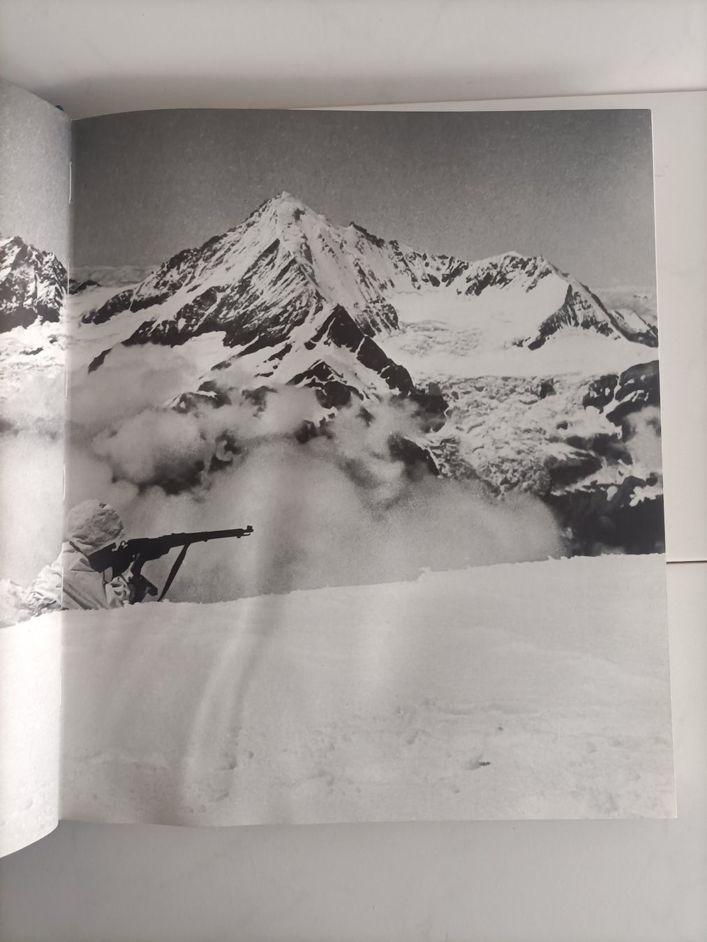 Libri: La patrouille des glaciers / Pascal Besson - Jean-Bernard De – Usato da crans montana venduto da AB3963 2