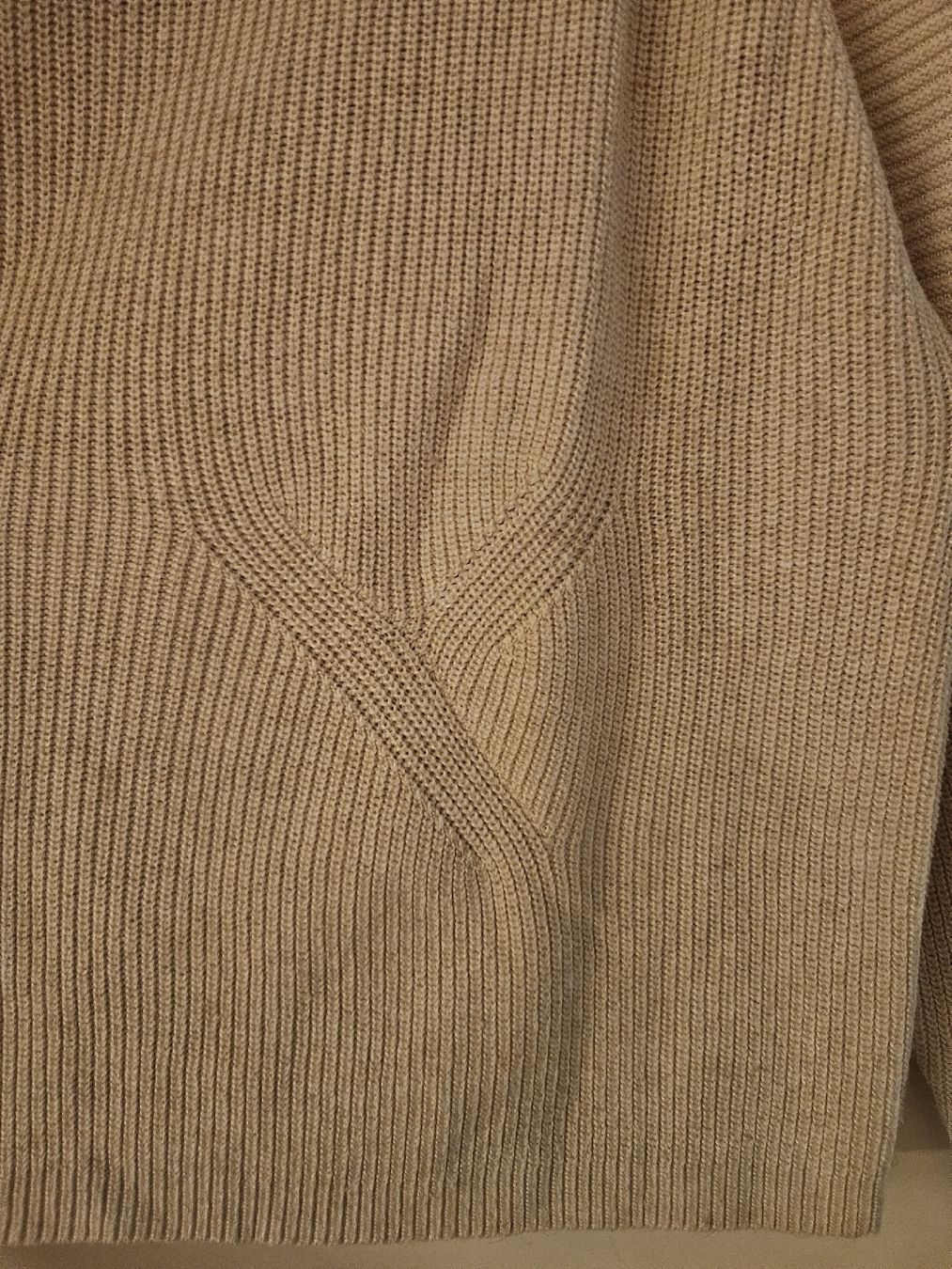 Mango Pullover & Sweatshirts: Elegante Strickware: Pullover beige, Grösse M – Gebraucht aus Horw von Zedy01 2