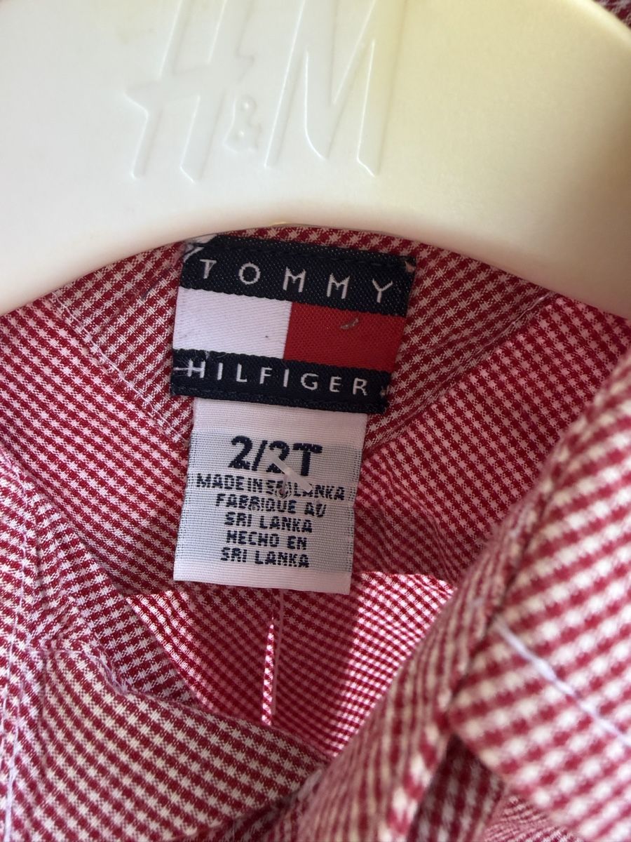 Tommy Hilfiger Hemden, T-Shirts & Polos: Kinderhemd Tommy Hilfiger – Gebraucht aus Minusio von KaLo911 3