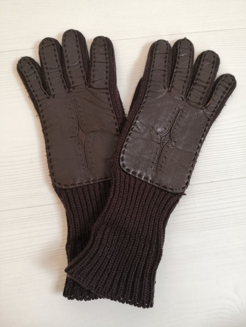 Guanti & manicotti: 🤩STRICK-HANDSCHUHE MIT LEDER BRAUN – Usato da Olten venduto da Naja-Twins-Twins