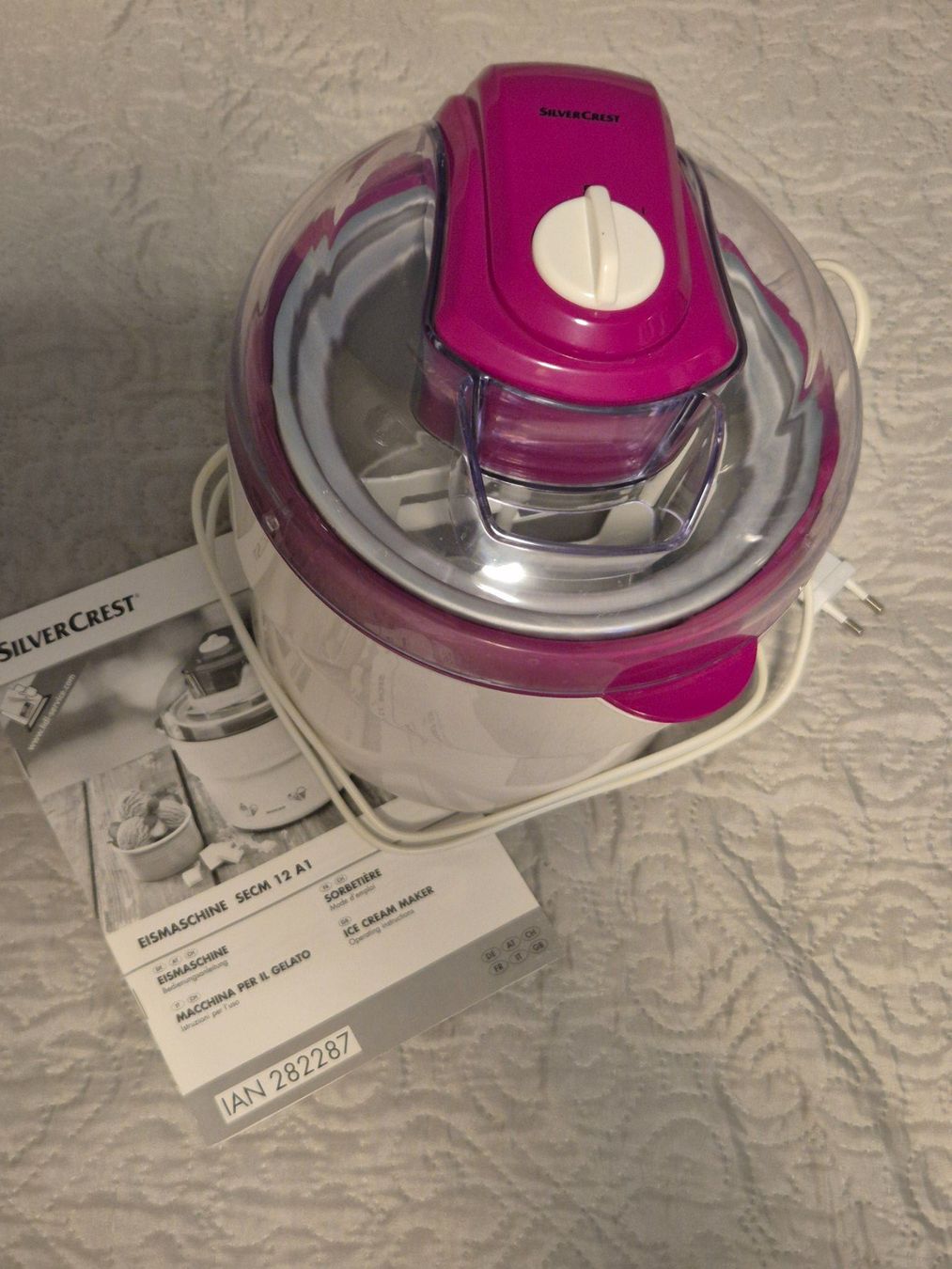 SilverCrest Appareils de cuisine: Eismaschine Silvercrest SECM 12 A1 neuwertig – Neuf (Voir description) à Fraubrunnen par schlafenKuh