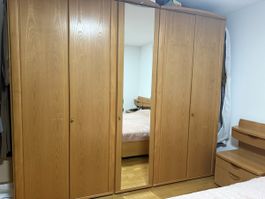 Schlafzimmer Set Holz Bett Schrank Kommode guter Zustand