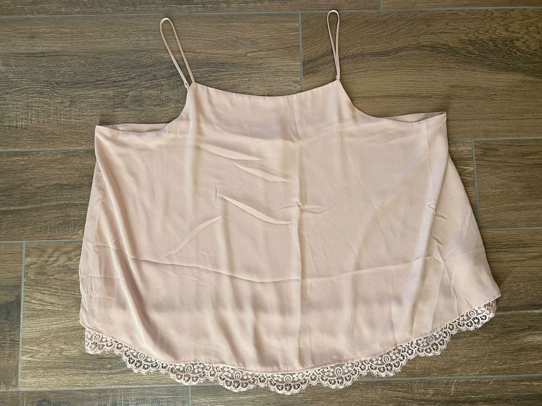 H&M Top: H&M Top mit Spitze rosa Gr. 54 – Usato da Pratteln venduto da a23_j2gs