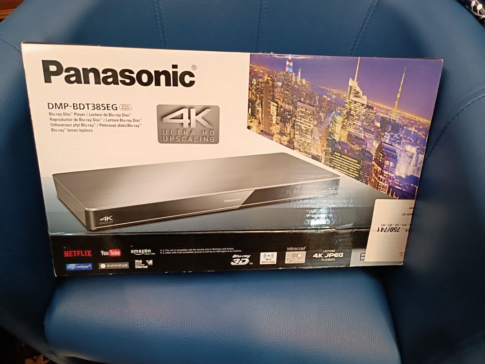 Panasonic DMPBDT385EG Silber 4K Upscaling Bluray Player Kaufen auf