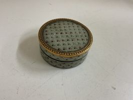 Antike dekorative Dose
