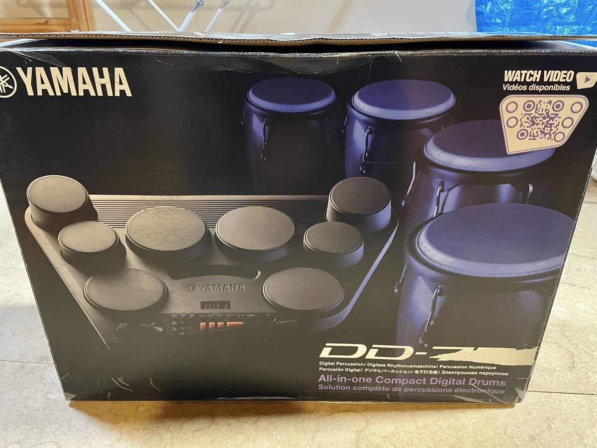 Yamaha Strumenti musicali: Yamaha DD-75 E-Drum mit Ständer und Sticks – Usato da Zürich venduto da eli8 8